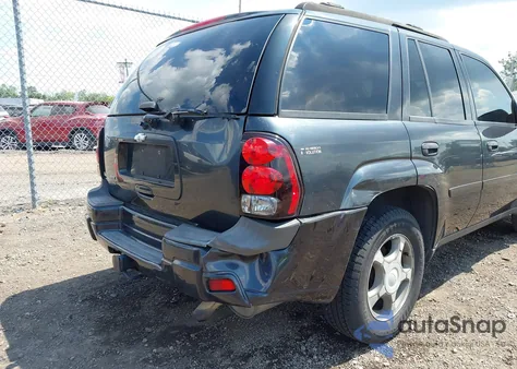 2006 Chevrolet Trailblazer Ls/Lt from USA, damaged, VIN 1GNDT13S762322375